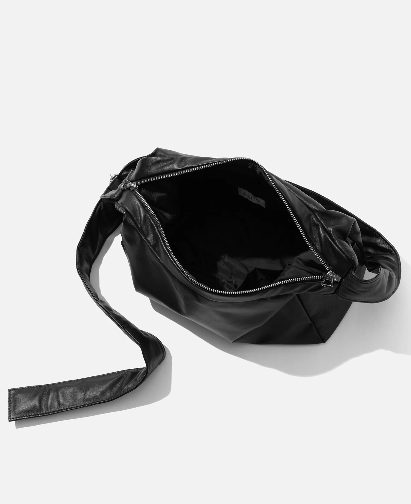 Leather Holiday Bag (Black) - Image 4