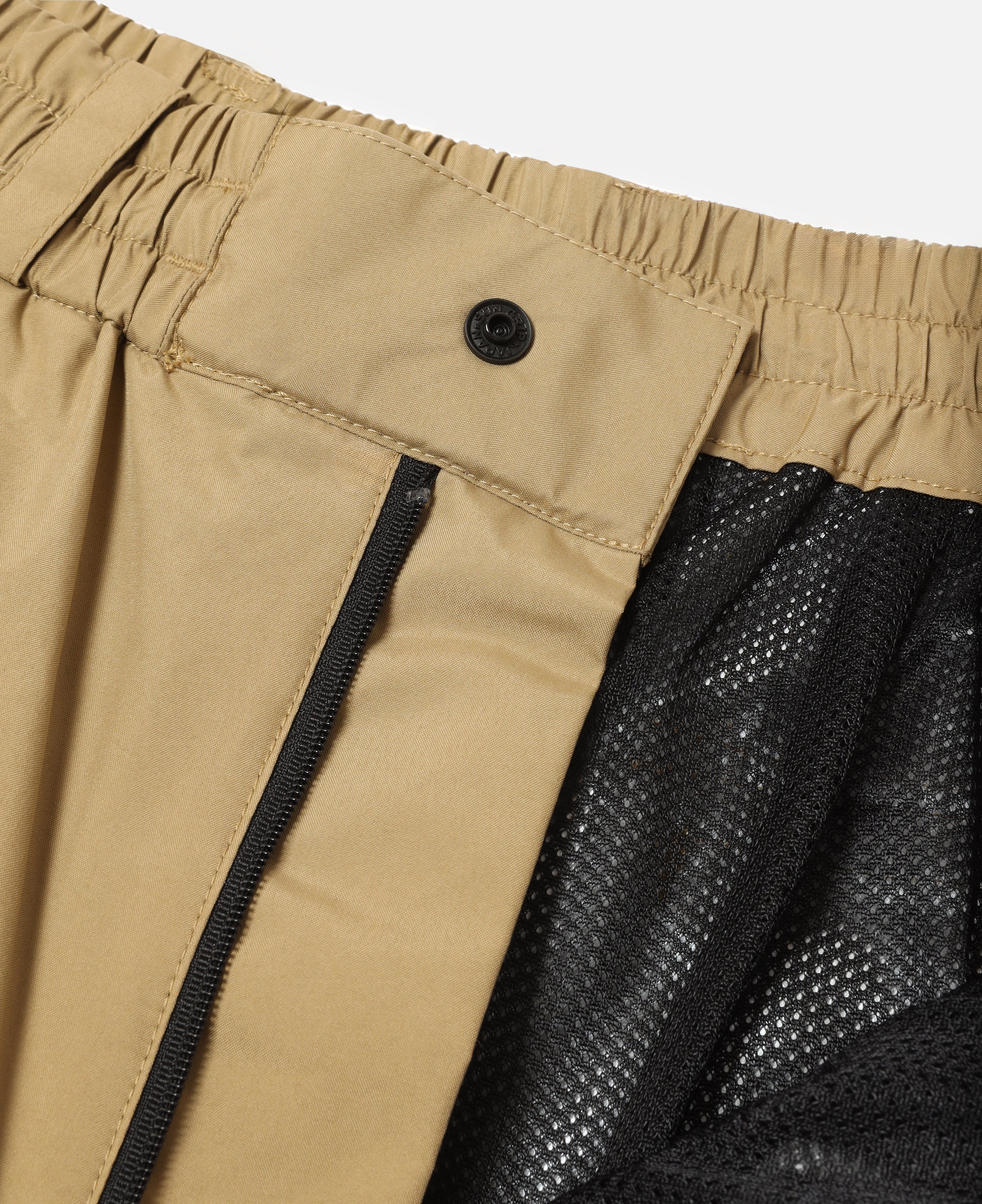 +phenix WINDSTOPPER® by GORE-TEX LABS City Mega Pocket Balloon Cargo Pants (Beige) - Image 6