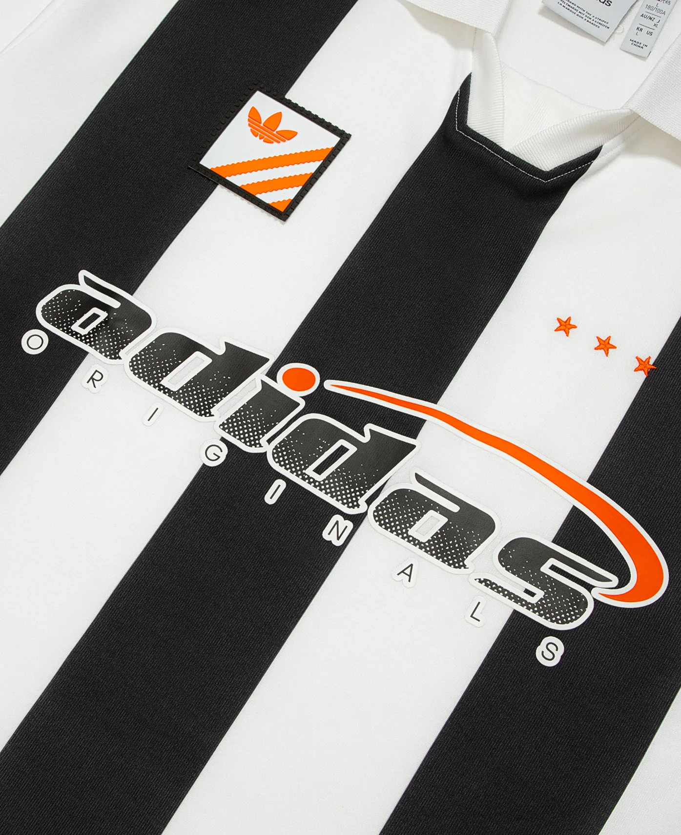 Trefoil Logo Play Football Graphic Short Sleeve Polo Shirt (White) - Image 3