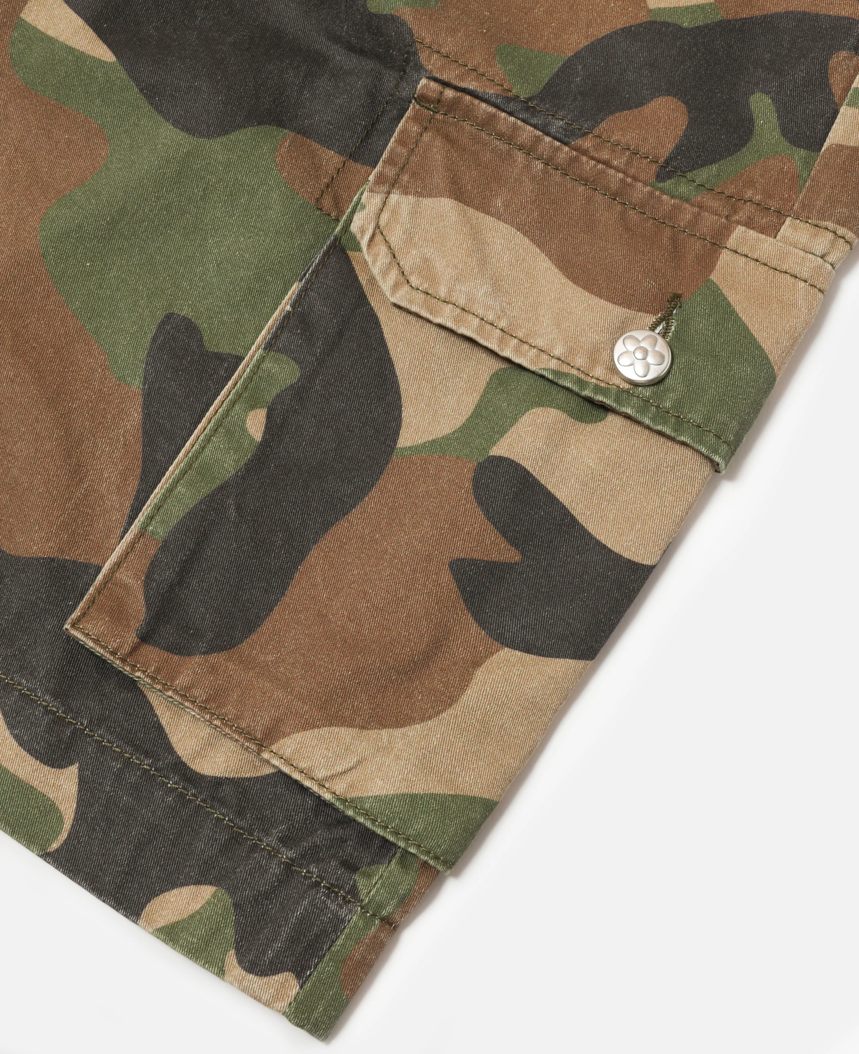 Woodland Camo Shorts (Green) - Image 3